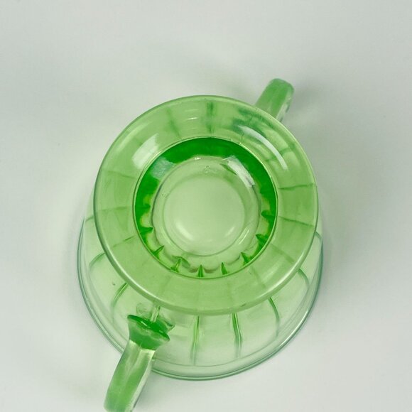 Uranium vintage Glass Green Double-Handled Sugar Bowl Glows Under UV Light - Picture 5 of 6